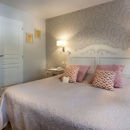 Du Hotel Saint-Marcel-les-Annonay