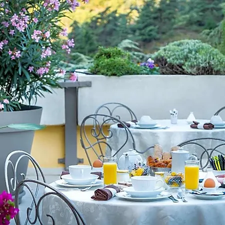 Du Hotel 4*